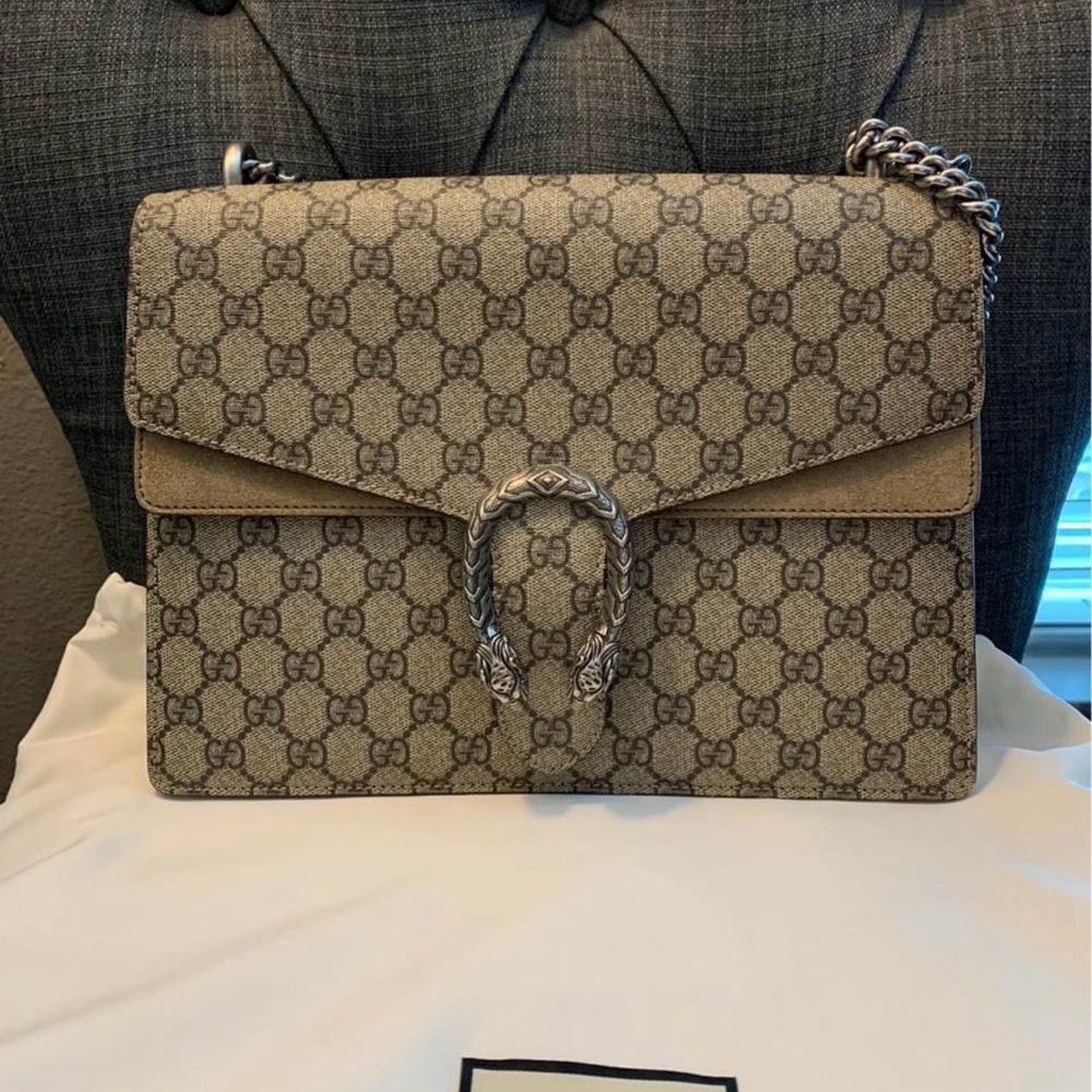 Gucci Dionysus Medium Shoulder Bag